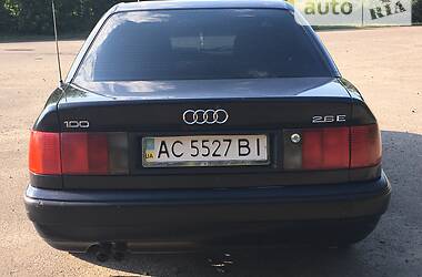 Седан Audi 100 1993 в Луцьку