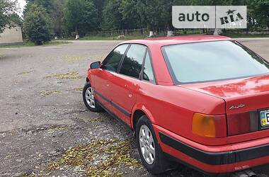 Седан Audi 100 1991 в Залещиках