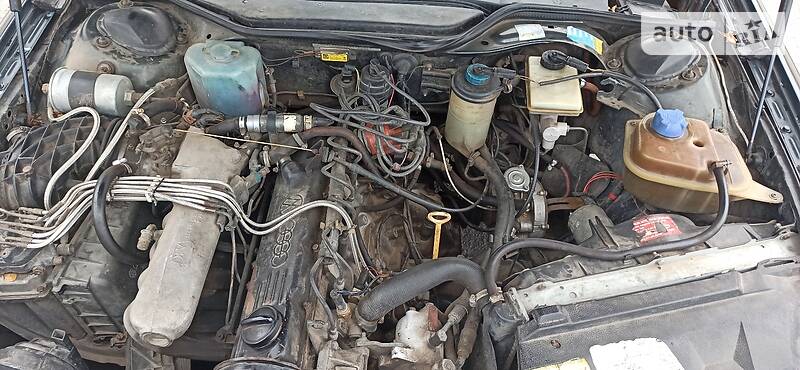 Седан Audi 100 1988 в Хмельницком