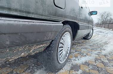 Седан Audi 100 1990 в Черновцах