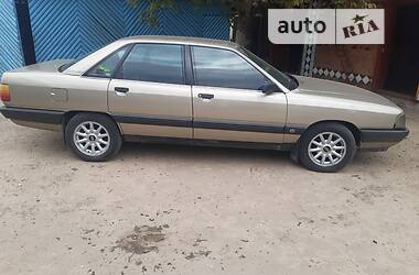 Седан Audi 100 1989 в Костопілі