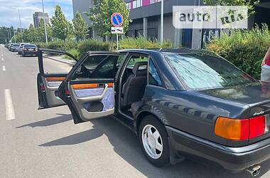 Седан Audi 100 1991 в Броварах