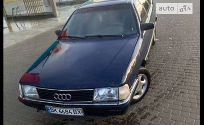 Седан Audi 100 1988 в Рівному