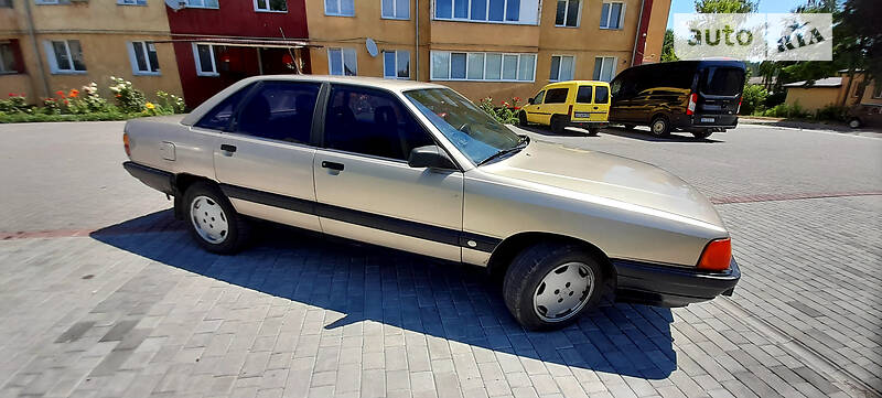 Седан Audi 100 1988 в Шумске фото 17 Седан Audi 100 1988 в Шумске