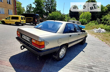 Седан Audi 100 1988 в Шумську