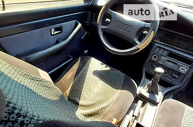 Седан Audi 100 1988 в Шумську