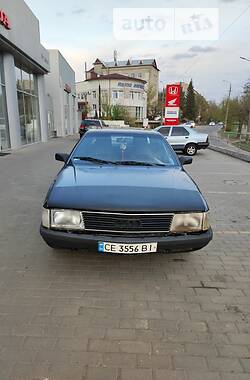 Седан Audi 100 1989 в Чернівцях