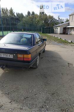Седан Audi 100 1989 в Тернополі