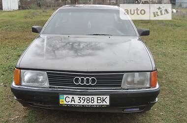 Седан Audi 100 1986 в Чечельнику