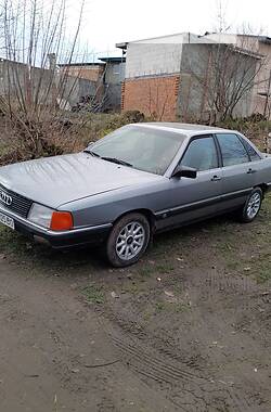 Седан Audi 100 1986 в Хмельницком