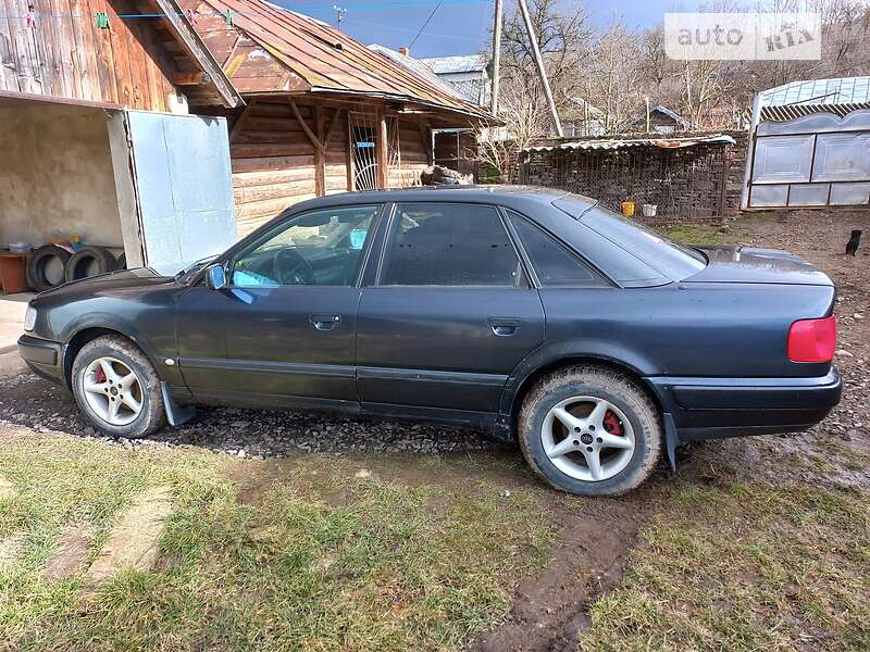 Седан Audi 100 1992 в Городенці