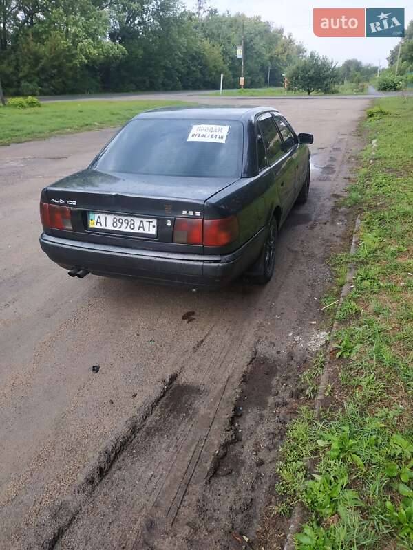 Седан Audi 100 1992 в Василькові