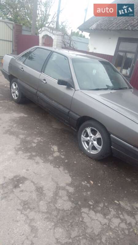 Седан Audi 100 1988 в Луцке фото 10 Седан Audi 100 1988 в Луцке