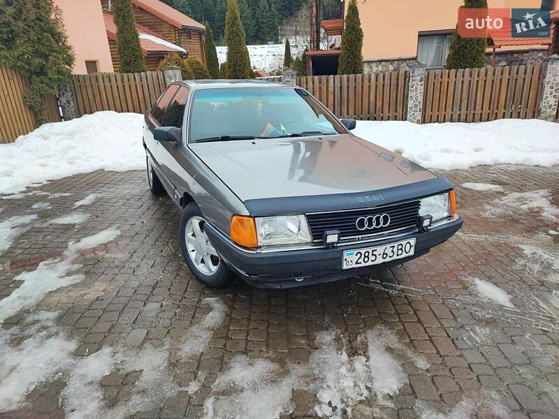 Седан Audi 100 1990 в Турці фото 5 Седан Audi 100 1990 в Турці