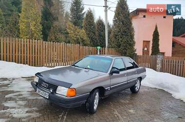 Седан Audi 100 1990 в Турке