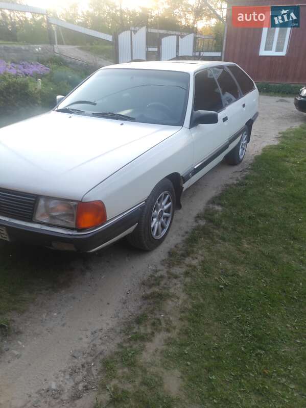 Универсал Audi 100 1986 в Черновцах фото 12 Универсал Audi 100 1986 в Черновцах