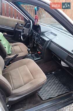 Седан Audi 100 1987 в 