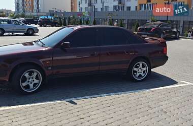 Седан Audi 100 1993 в Виннице