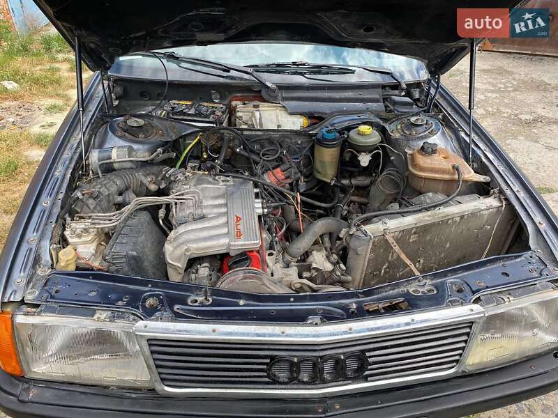 Седан Audi 100 1990 в Хмельницком