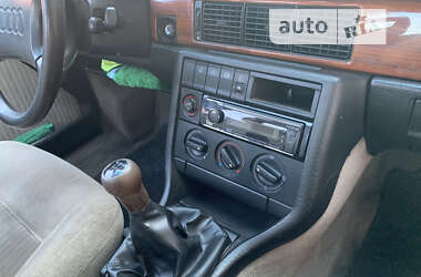 Седан Audi 100 1990 в Запоріжжі