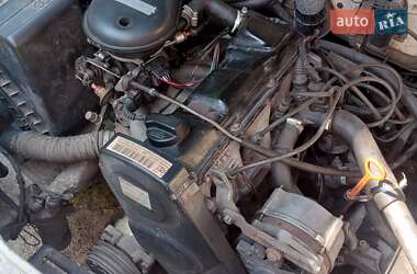 Седан Audi 100 1992 в Чернигове