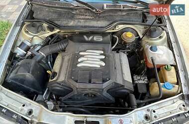 Седан Audi 100 1993 в 