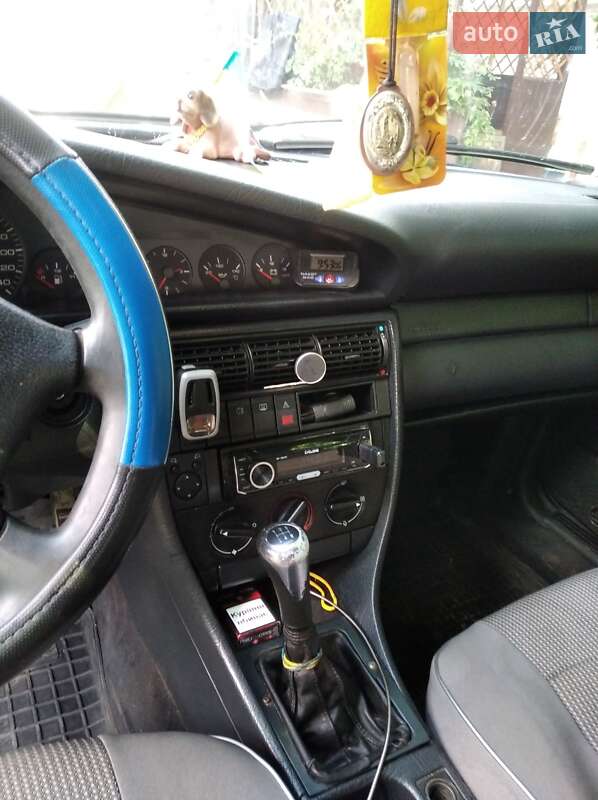 Седан Audi 100 1995 в Чорткові