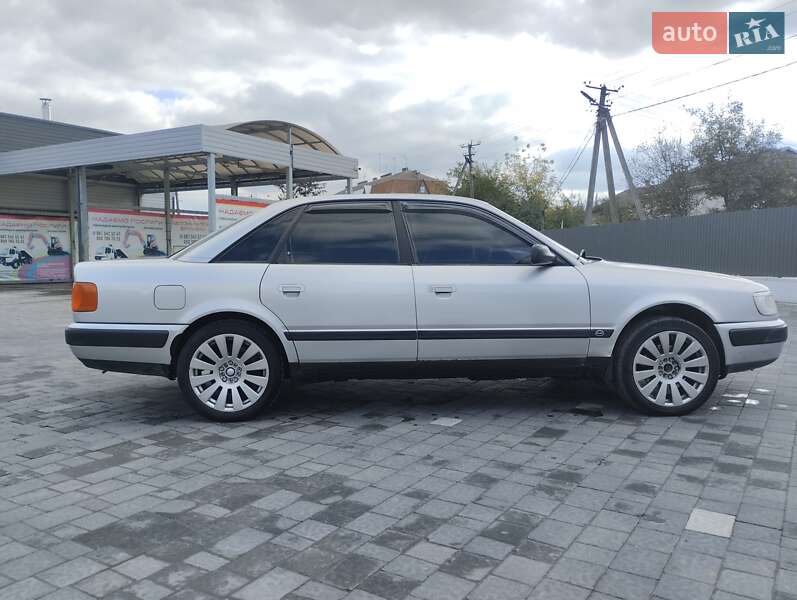 Седан Audi 100 1991 в Коломиї