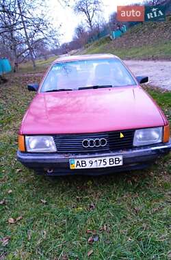 Седан Audi 100 1983 в Немирове