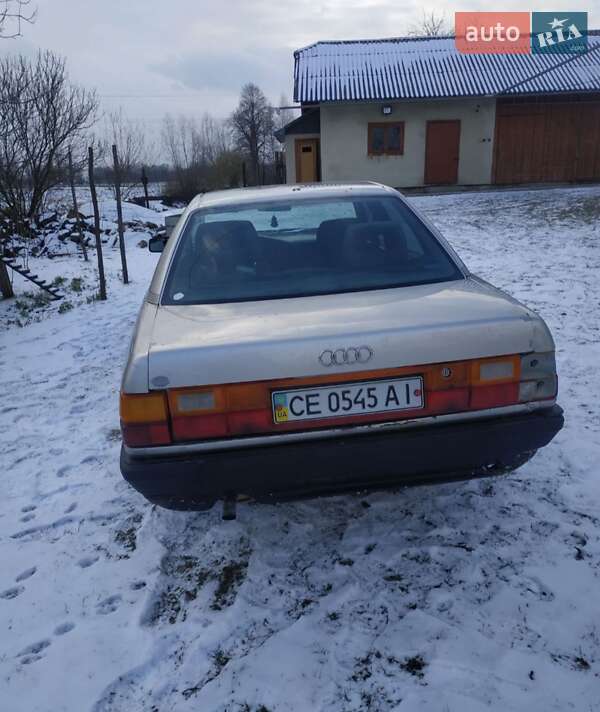 Седан Audi 100 1988 в Івано-Франківську