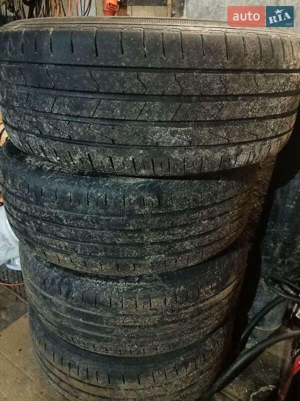 Універсал Audi 100 1992 в Городні