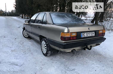 Седан Audi 100 1983 в Каменке-Бугской