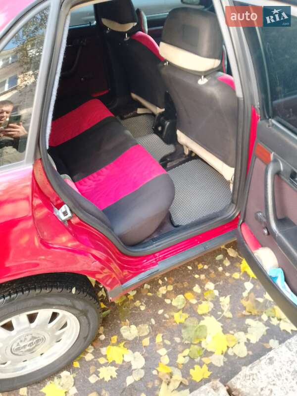 Седан Audi 100 1991 в Днепре