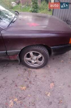 Седан Audi 100 1984 в Одессе