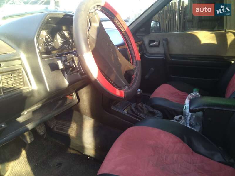 Седан Audi 100 1986 в Чечельнике