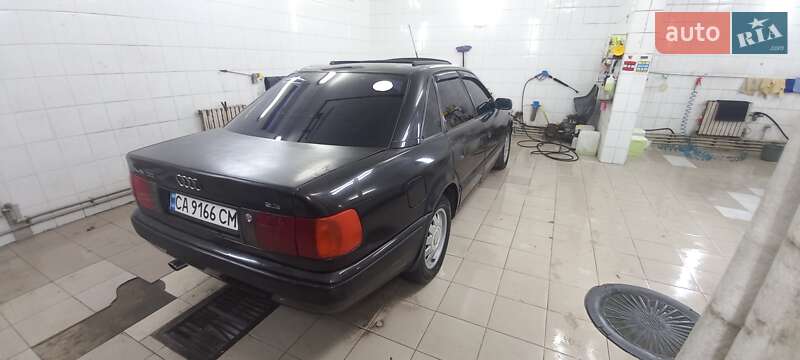 Седан Audi 100 1990 в Умани