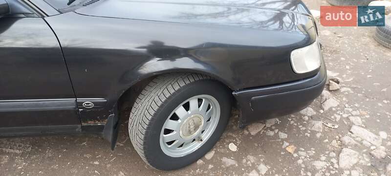 Седан Audi 100 1990 в Умани