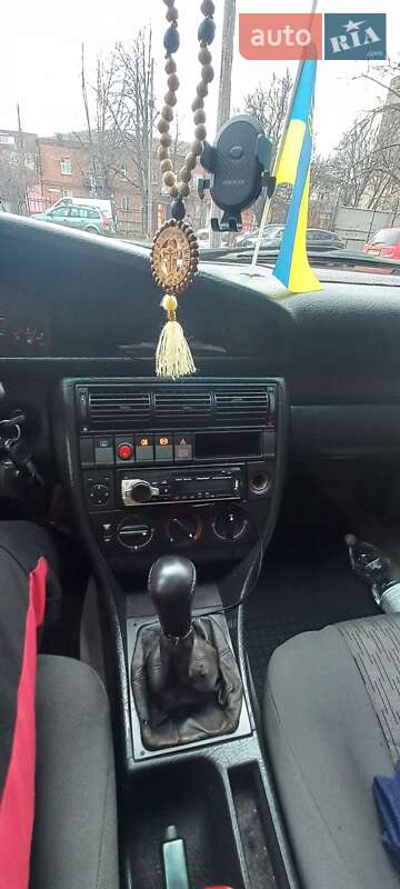 Седан Audi 100 1990 в Умани