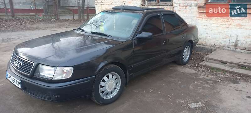 Седан Audi 100 1990 в Умани