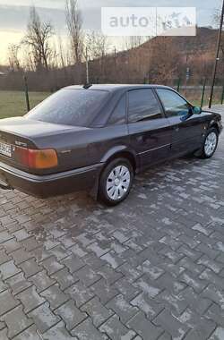 Седан Audi 100 1992 в Виноградові