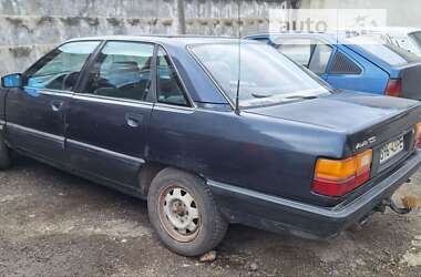 Седан Audi 100 1989 в Ивано-Франковске