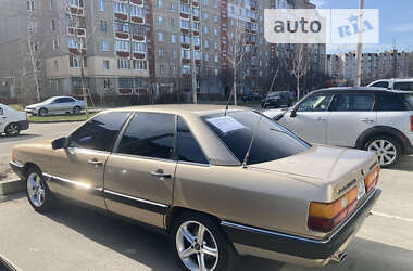 Седан Audi 100 1987 в Чернігові