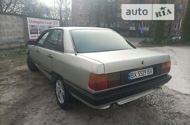 Седан Audi 100 1987 в Каменец-Подольском