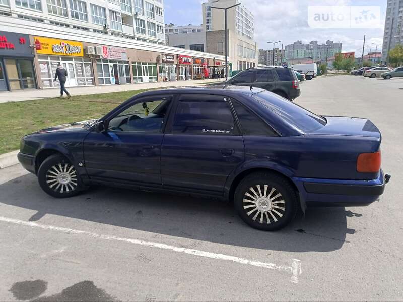 Седан Audi 100 1991 в Чернигове