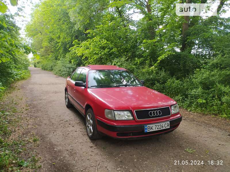 Седан Audi 100 1992 в Дубно фото Седан Audi 100 1992 в Дубно