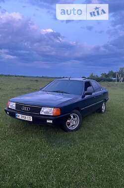 Седан Audi 100 1989 в Рівному