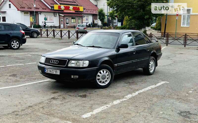 Седан Audi 100 1993 в Надвірній