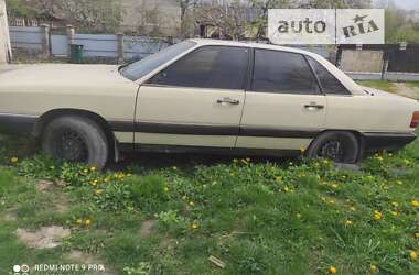 Седан Audi 100 1986 в Тернополі