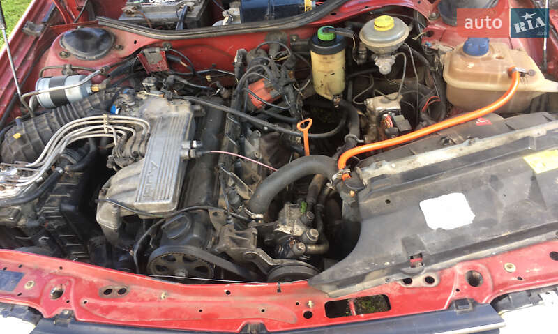 Седан Audi 100 1990 в Ворохте