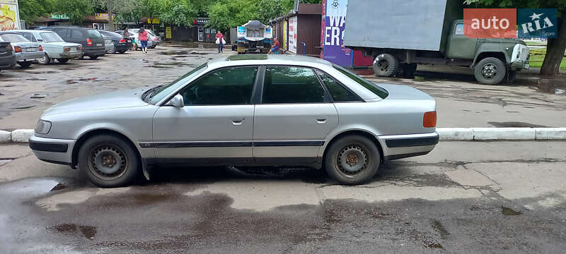 Седан Audi 100 1993 в Харькове